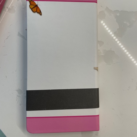 Hallmark Flower Pen and Notebook - Picture 3 of 5